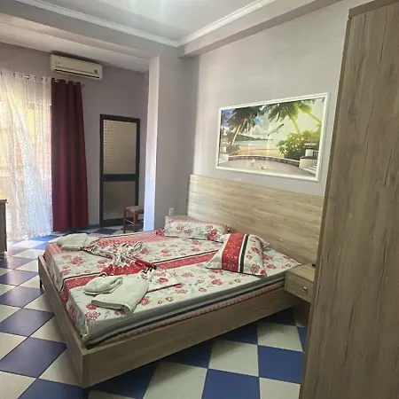 Eli Kompleks ゲストハウス